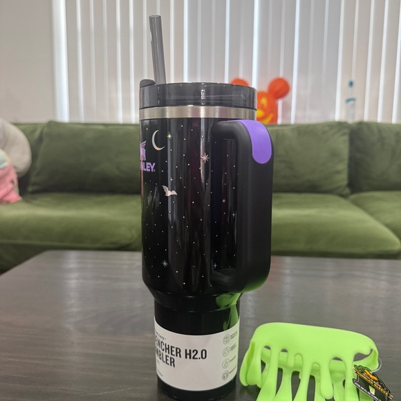Stanley Halloween 2025 Spellcast Black 40oz Quencher H2.0 FlowState Tumbler - Picture 2 of 7